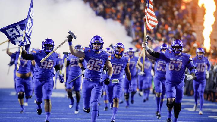 Stepson of former UFC legend Ronda Rousey commits to Boise State