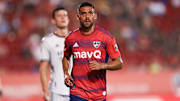 El delantero argentino Franco Jara dejó atrás al FC Dallas para reforzar al Belgrano de su país.