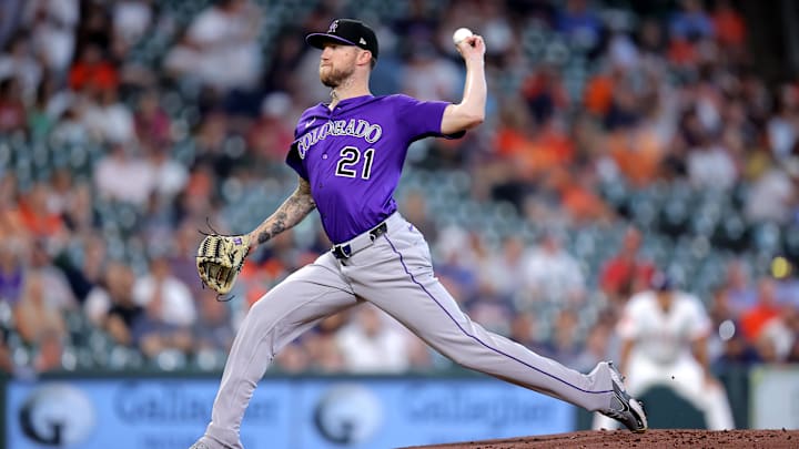 Aug 28, 2025; Houston, Texas, USA; Colorado Rockies starting pitcher Kyle Freeland (21) throws a pitch against the Houston Astros during the first inning at Daikin Park. 