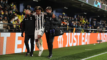 McKennie dolorante all'uscita dal campo