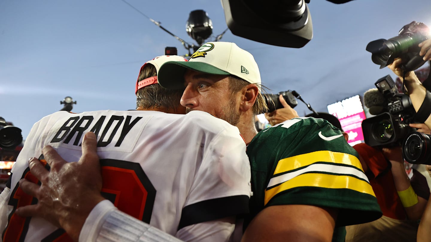 Tom Brady Describes Prime Aaron Rodgers as 'Greatest Passer' in NFL History