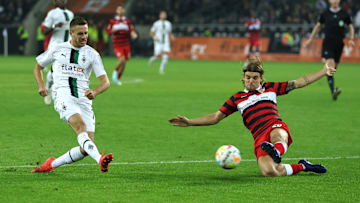 Borussia Mönchengladbach v VfB Stuttgart 