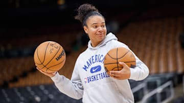 Dallas Mavericks v Toronto Raptors