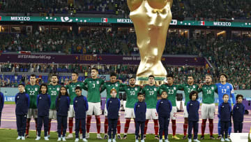 Jugadores mexicanos previo al debut ante Polonia.