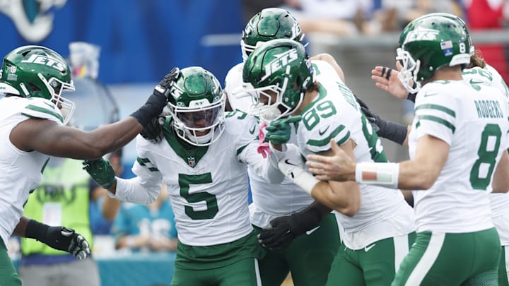 Garrett Wilson signed a four-year contract extension with the Jets.