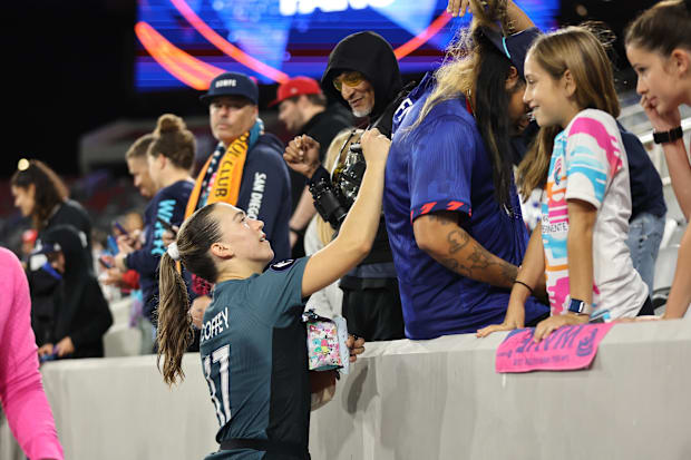 nwsl, women's soccer, sophia smith