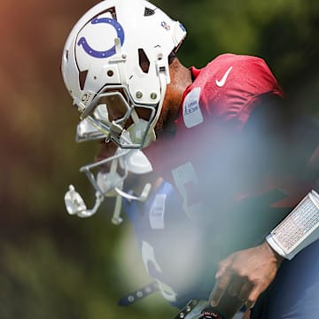 Indianapolis Colts quarterback Anthony Richardson Sr. (5) jogs up the field Sunday, Aug. 10, 2025, during Indianapolis Colts Training Camp at Grand Park in Westfield.