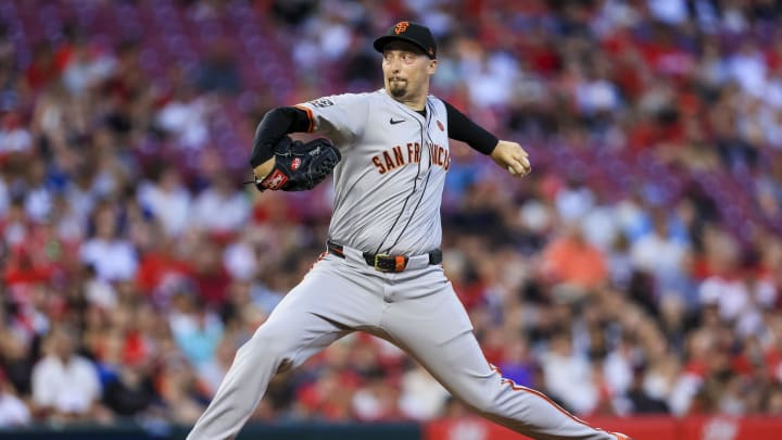 San Francisco Giants starting pitcher Blake Snell (7) pitches against the Cincinnati Reds in the first inning at Great American Ball Park on Aug. 2.