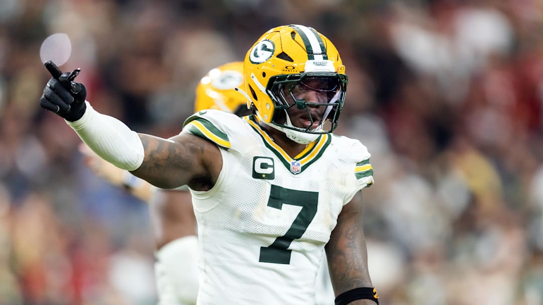 Oct 19, 2025; Glendale, Arizona, USA; Green Bay Packers linebacker Quay Walker (7) against the Arizona Cardinals at State Farm Stadium. Mandatory Credit: Mark J. Rebilas-Imagn Images