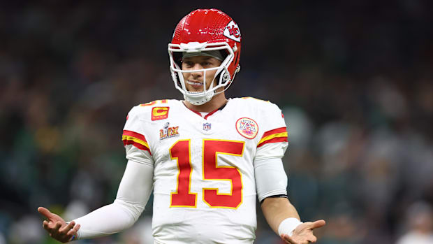 Chiefs QB Patrick Mahomes has failed to finish as a top-five fantasy quarterback in each of the last two seasons.