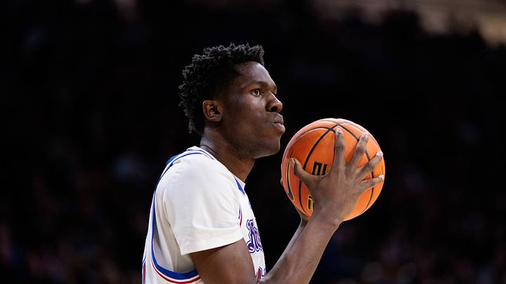 Kansas basketball player Flory Bidunga