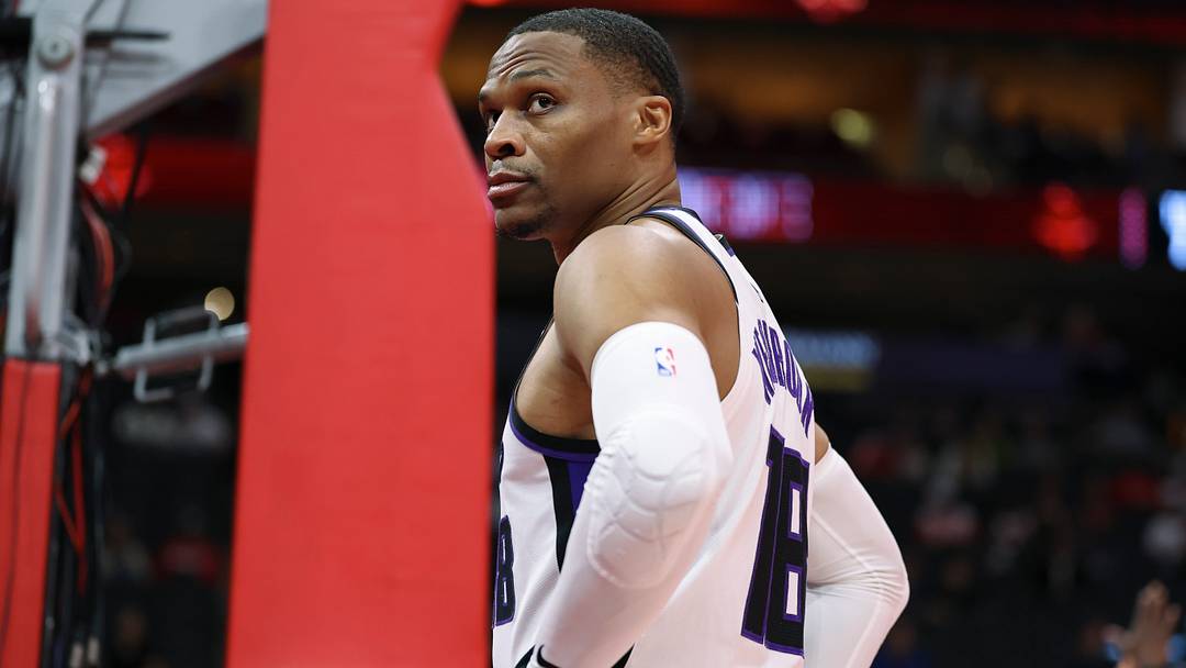 Feb 25, 2026; Houston, Texas, USA; Sacramento Kings guard Russell Westbrook (18) looks towards the crowd before the start of the game against the Houston Rockets at Toyota Center. Mandatory Credit: Troy Taormina-Imagn Images Feb 25, 2026; Houston, Texas, USA; Sacramento Kings guard Russell Westbrook (18) looks towards the crowd before the start of the game against the Houston Rockets at Toyota Center. Mandatory Credit: Troy Taormina-Imagn Images