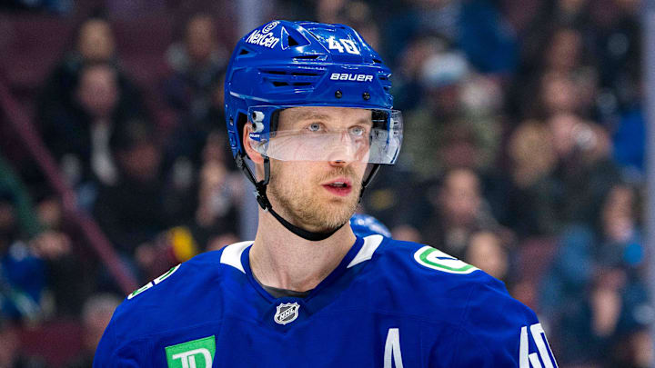 Jan 16, 2025; Vancouver, British Columbia, CAN; Vancouver Canucks forward Elias Pettersson (40) during a stop in play against the Los Angeles Kings in the third period at Rogers Arena. Mandatory Credit: Bob Frid-Imagn Images
