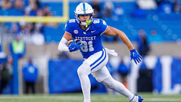 Nov 16, 2024; Lexington, Kentucky, USA; Kentucky Wildcats tight end Willie Rodriguez (81) runs the ball during the fourth quarter against the Murray State Racers at Kroger Field. Mandatory Credit: Jordan Prather-Imagn Images