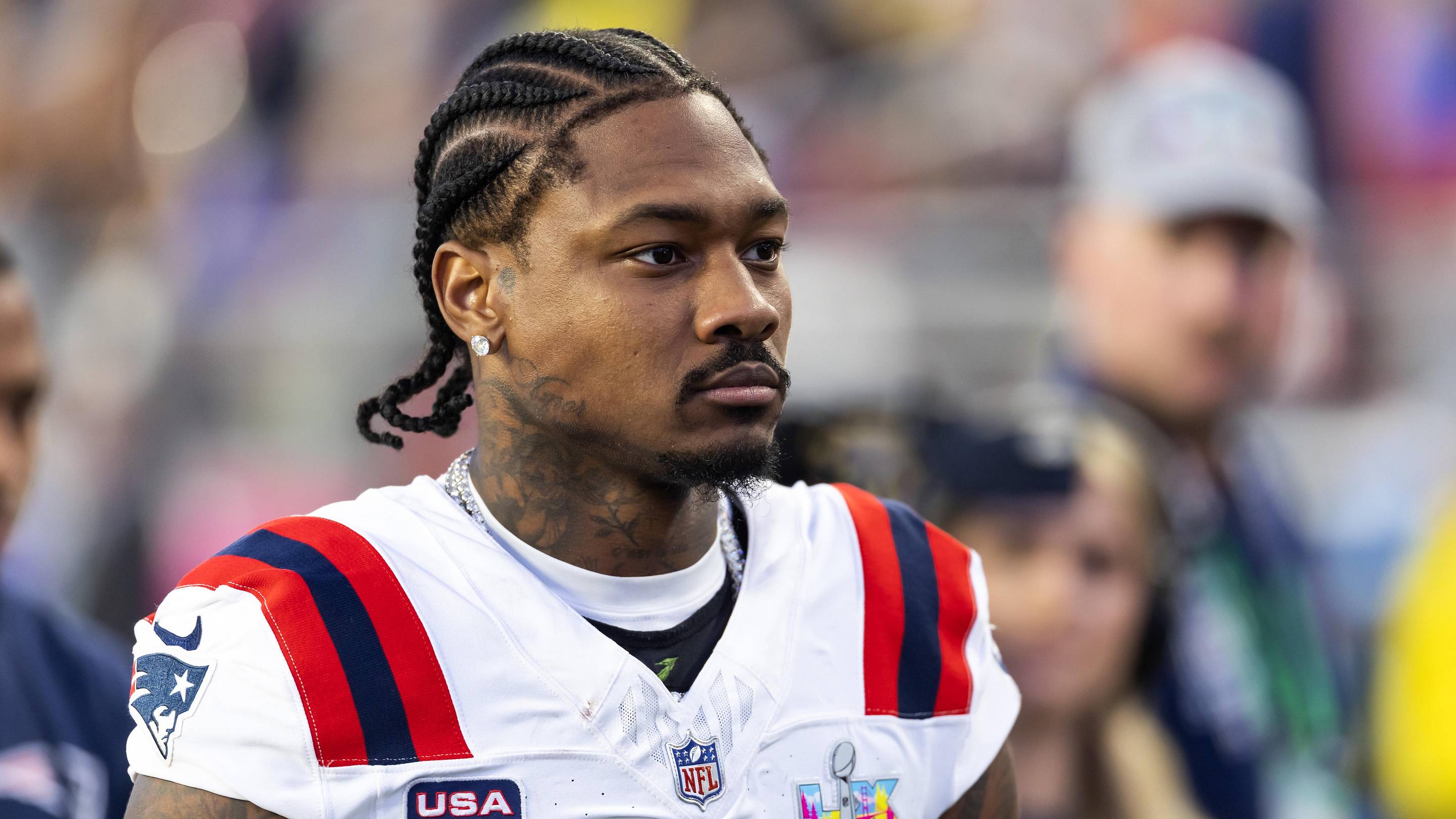 5 best NFL free agents still available for teams to scoop up before OTAs