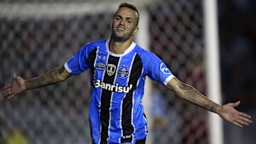 Luan foi campeão da Libertadores com a camisa tricolor