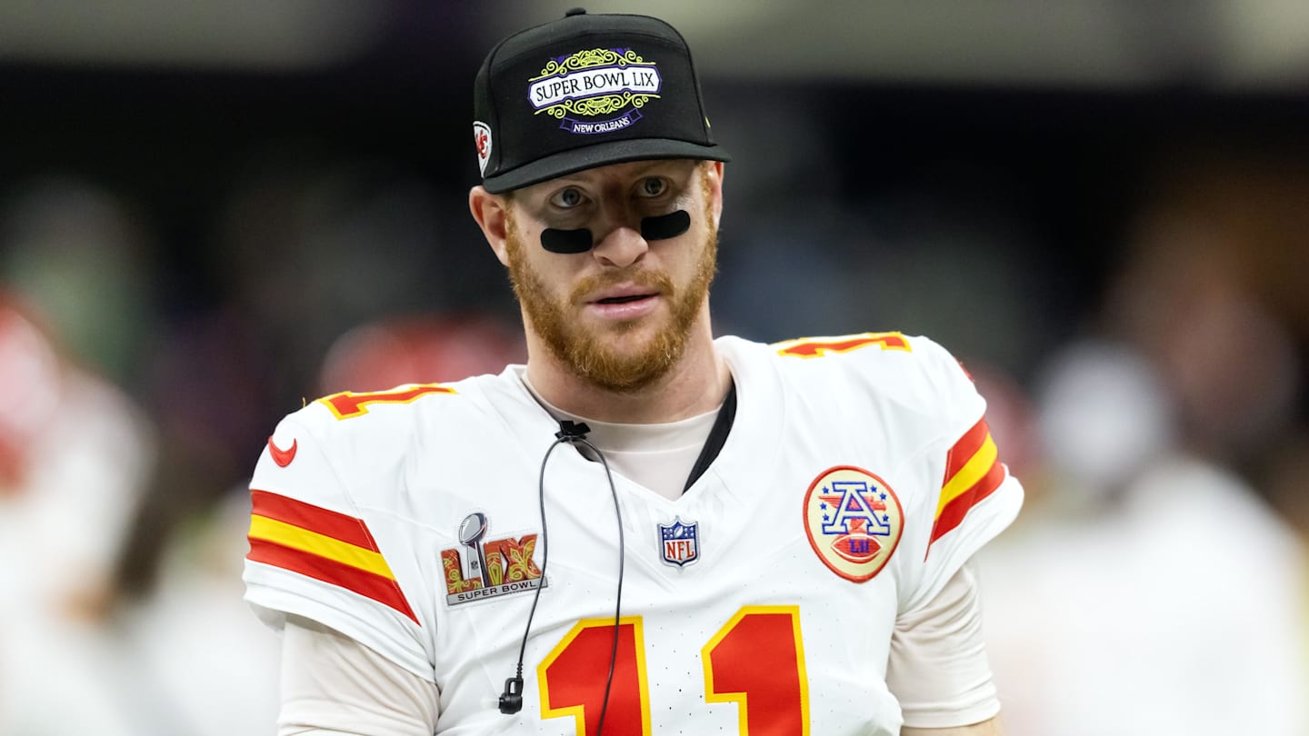 Vikings reportedly working out QB Carson Wentz; Sam Howell in trouble?