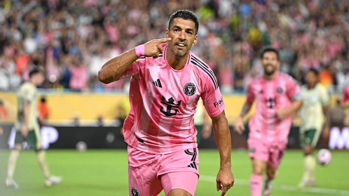 Luis Suarez a perdu son sang froid face à Seattle. Luis Suarez a perdu son sang froid face à Seattle.