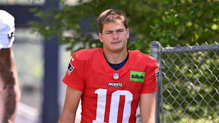 Jul 28, 2025; Foxborough, MA, USA; New England Patriots quarterback Drake Maye (10) heads to the practice fields for training camp at Gillette Stadium. Mandatory Credit: Eric Canha-Imagn Images