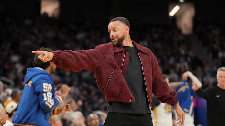 Mar 13, 2026; San Francisco, California, USA; Golden State Warriors guard Stephen Curry (30) points towards the team bench after the Warriors were called for a foul against the Minnesota Timberwolves in the fourth quarter at the Chase Center. Mandatory Credit: Cary Edmondson-Imagn Images