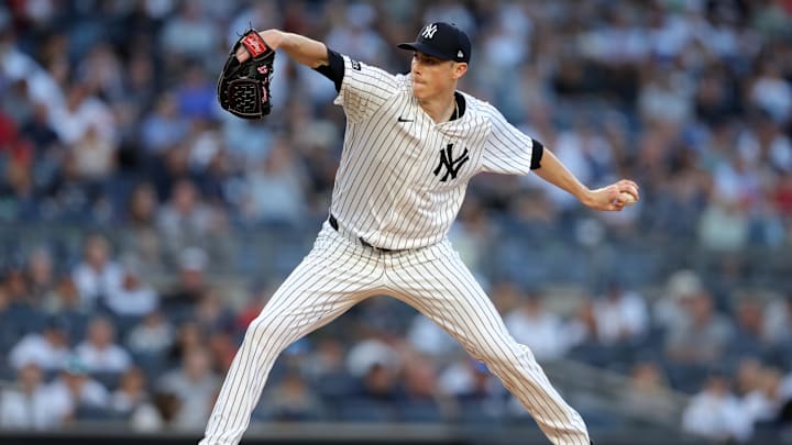 Jun 7, 2025; Bronx, New York, USA; New York Yankees relief pitcher Ryan Yarbrough (33) pitches against the Boston Red Sox during the first inning at Yankee Stadium. Mandatory Credit: Brad Penner-Imagn Images Jun 7, 2025; Bronx, New York, USA; New York Yankees relief pitcher Ryan Yarbrough (33) pitches against the Boston Red Sox during the first inning at Yankee Stadium. Mandatory Credit: Brad Penner-Imagn Images