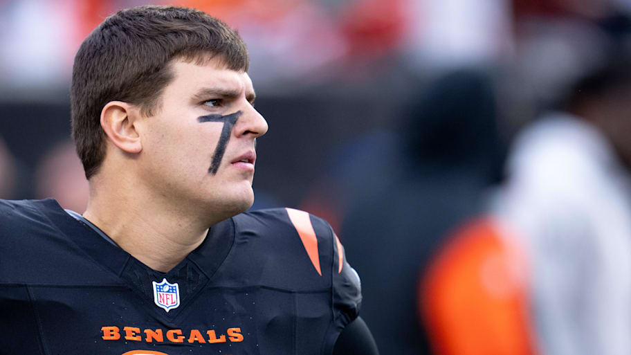 Trey Hendrickson is still looking for a new deal. | Albert Cesare/The Enquirer / USA TODAY NETWORK via Imagn Images