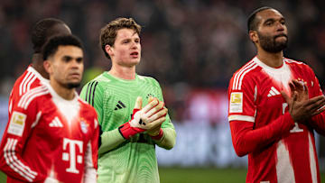 Jonas Urbig gegen Augsburg