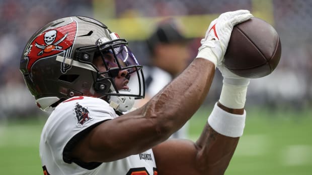 Tampa Bay Buccaneers wide receiver Cephus Johnson (28) warms up before playing against the Houston Texans 