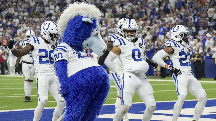 Colts, Blue, Cam Bynum.