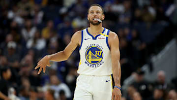 Sacramento Kings v Golden State Warriors