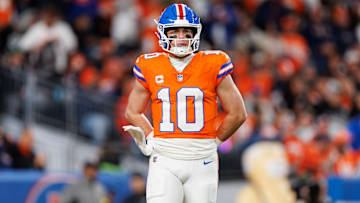 Las Vegas Raiders v Denver Broncos - NFL 2025