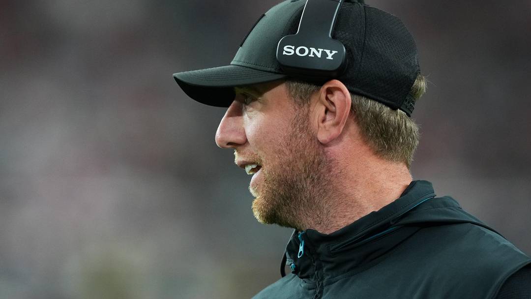 Nov 23, 2025; Glendale, Arizona, USA; Jacksonville Jaguars head coach Liam Coen looks on during the third quarter against the Arizona Cardinals at State Farm Stadium. Mandatory Credit: Joe Camporeale-Imagn Images