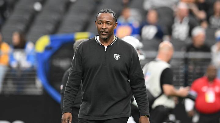 Los Angeles Chargers v Las Vegas Raiders