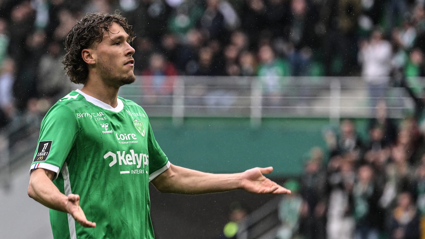 Mercato : L'énorme offre du Paris FC pour Lucas Stassin, attaquant de l'ASSE