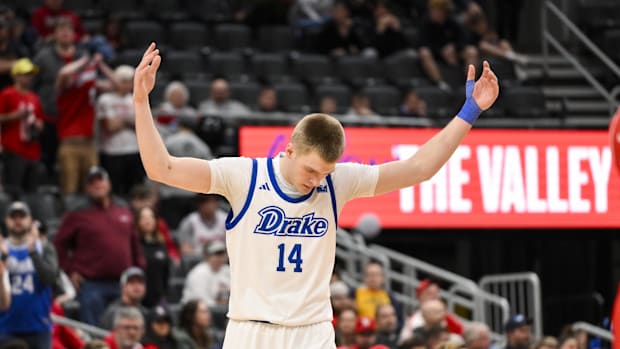 Four Things To Know: Mizzou Faces Drake in Round One of March Madness