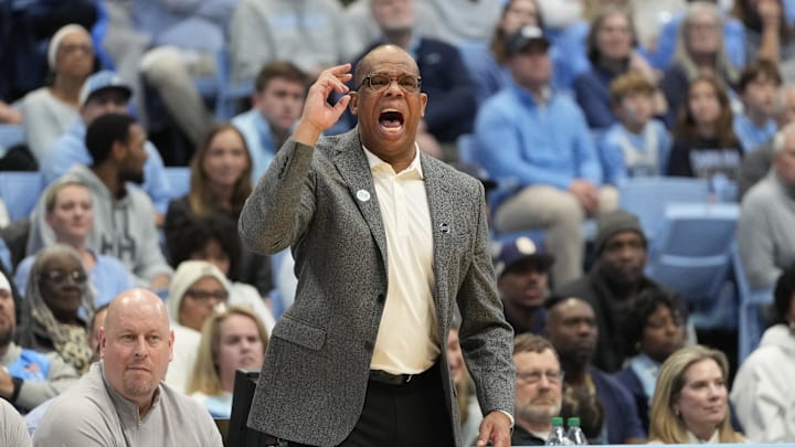 UNC basketball head coach Hubert Davis