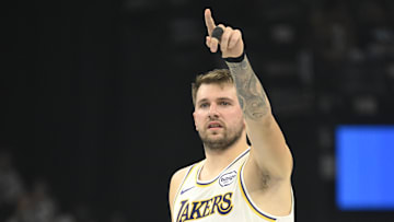 Los Angeles Lakers v Memphis Grizzlies