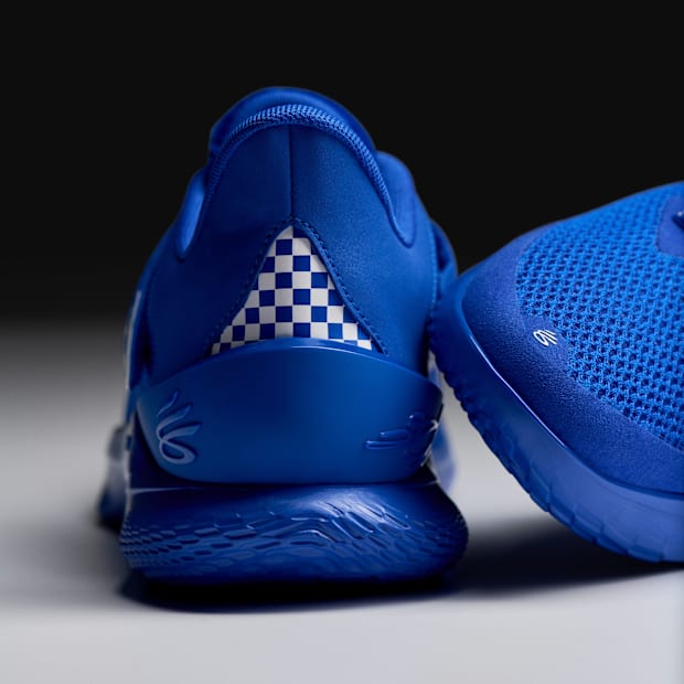 FOX1 LEXINGTON UNDER ARMOUR カリーブランド FOX1 LEXINGTON Under