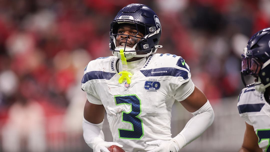 Seahawks safety Nick Emmanwori hurt his ankle during Wednesday's practice before Super Bowl LX.