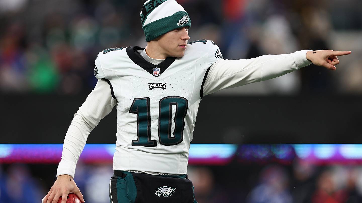 Eagles wisely agree to terms on two-year extension for punter Braden Mann - Vimarsana News
