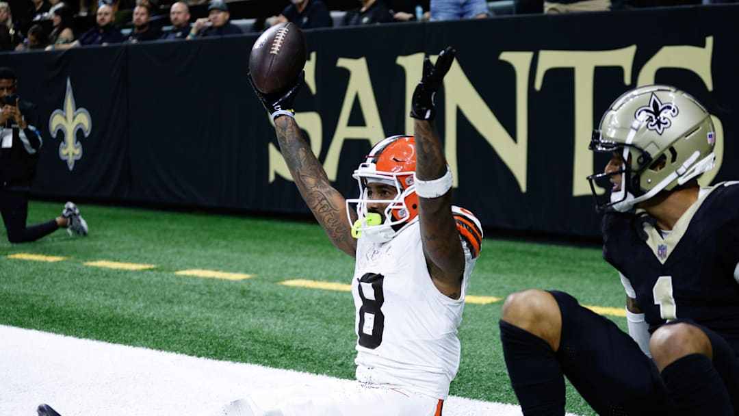 Tennessee Titans safety Kevin Byard (31) tackles Cleveland Browns wide receiver Elijah Moore (8) during the third quarter in Cleveland, Ohio, Sunday, Sept. 24, 2023.