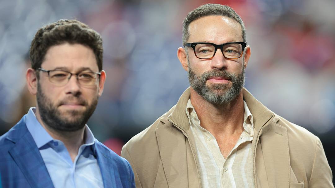 Miami Marlins GM Gabe Kapler (right) & president of baseball operations Peter Bendix (left). Credit: Sam Navarro-Imagn Images