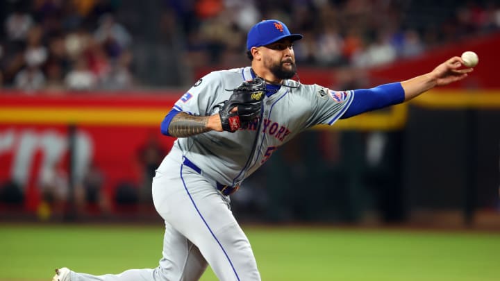 Aug 27, 2024; Phoenix, Arizona, USA; New York Mets pitcher Sean Manaea in the seventh inning against the Arizona Diamondbacks at Chase Field. Mandatory Credit: Mark J. Rebilas-USA TODAY Sports