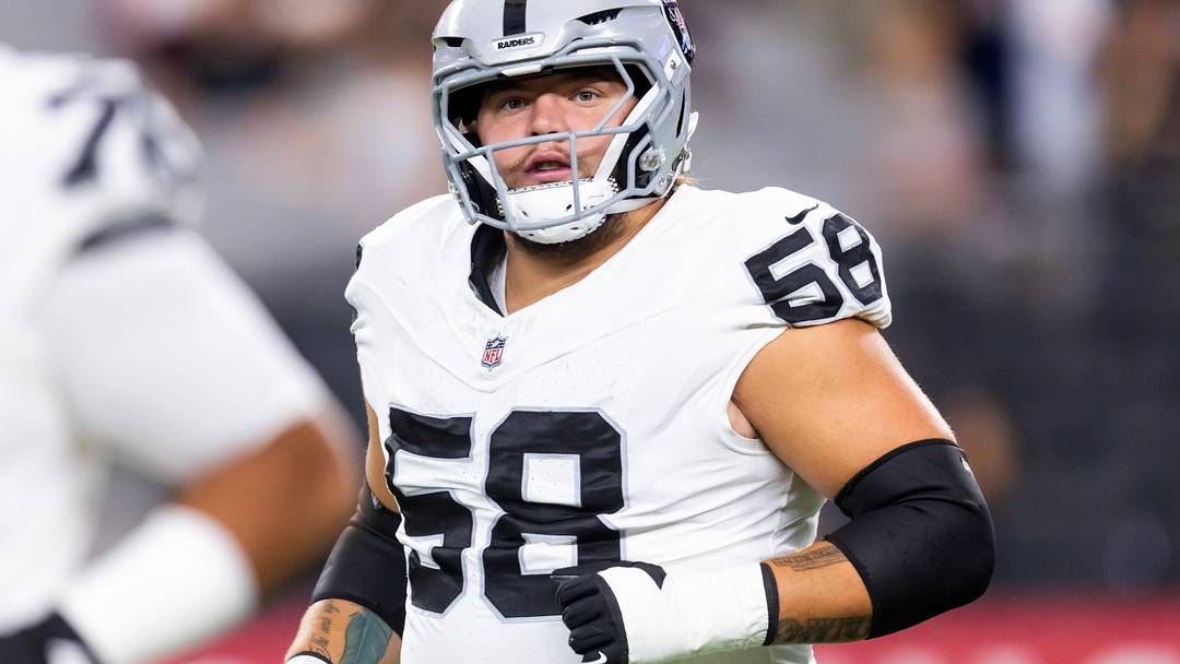 Las Vegas Raiders center Jackson Powers-Johnson against the Arizona Cardinals.