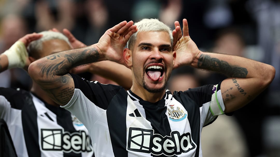 Newcastle United FC v Aston Villa FC - Premier League