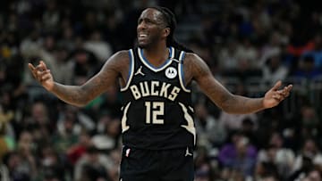 New York Knicks v Milwaukee Bucks