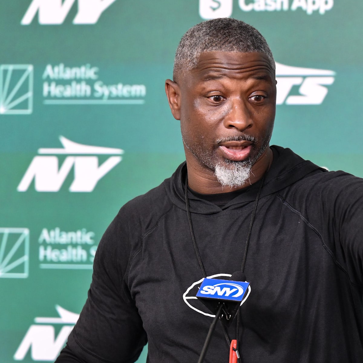 Aaron Glenn Reveals Jets Are Continuing Tradition