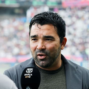 Deco doesn't expect Barcelona to be busy this summer.