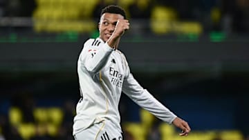 Real Madrid segue na caça ao Barcelona em LaLiga