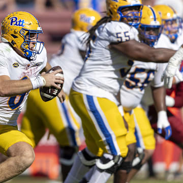 Nov 1, 2025; Stanford, California, USA; Pittsburgh Panthers quarterback Mason Heintschel (6) runs the ball against the Stanford Cardinal during the second quarter at Stanford Stadium. Mandatory Credit: John Hefti-Imagn Images